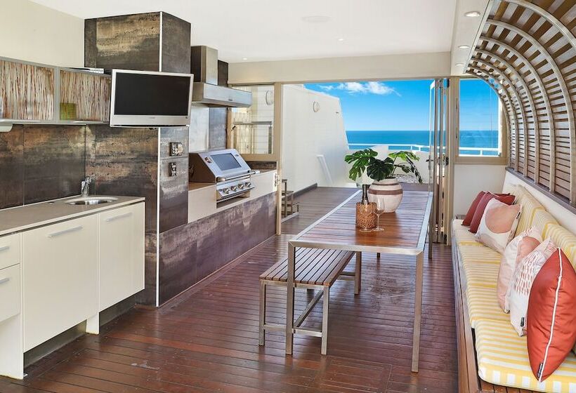Osprey Apartments