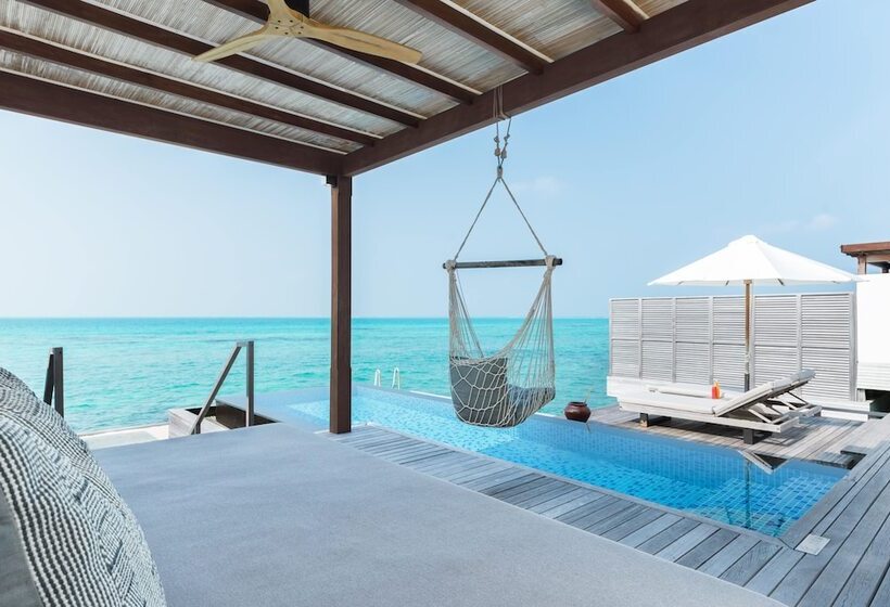 Отель Sirru Fen Fushi Private Lagoon Resort