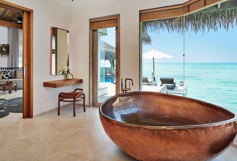 Отель Sirru Fen Fushi Private Lagoon Resort