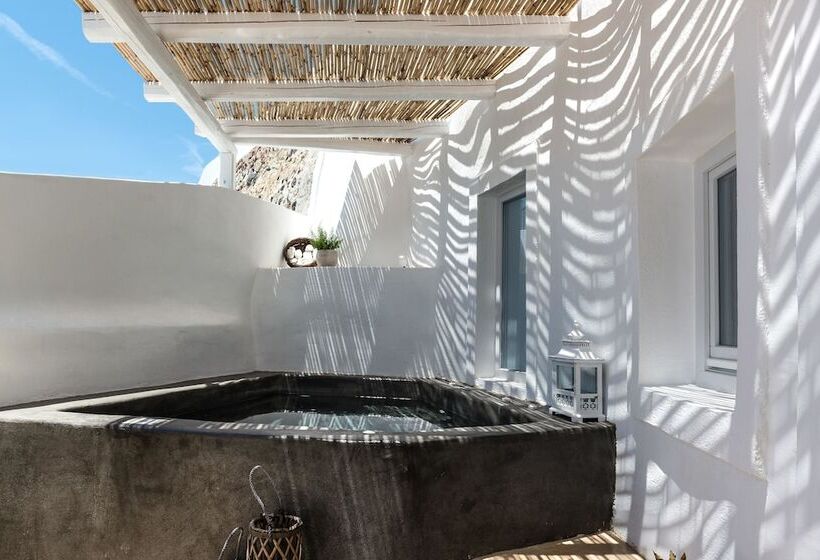 Alta Mare By Andronis