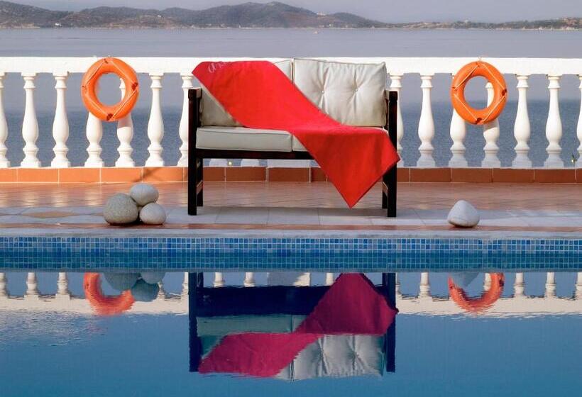 هتل Akti Ouranoupoli Beach Resort