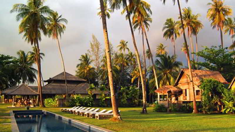 هتل Bon Ton Resort Langkawi