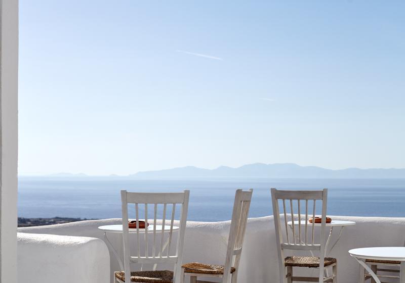 هتل Finikia Memories