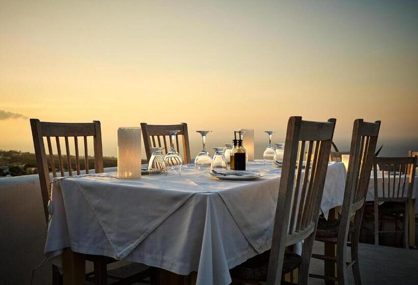 هتل Finikia Memories