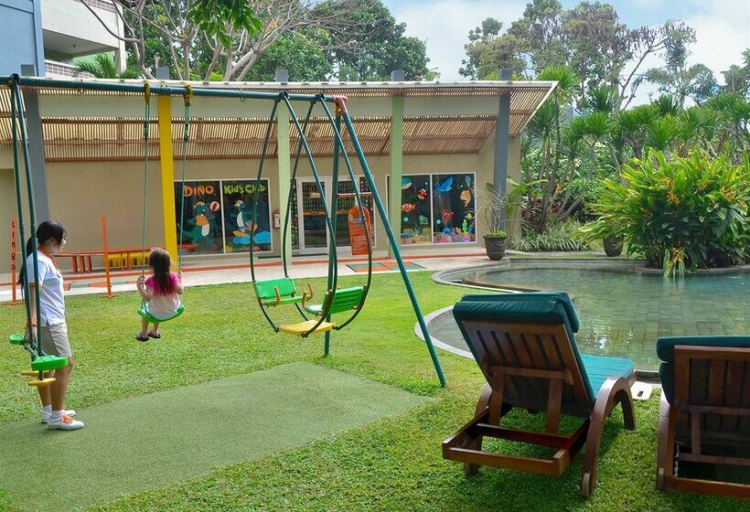 ホテル Aloft Bali Kuta Beachwalk