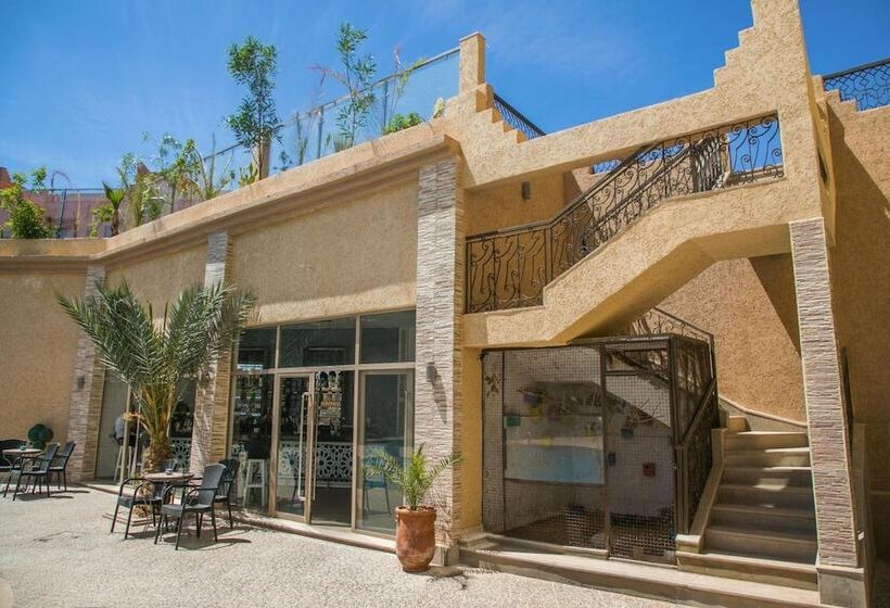 هتل La Perle Du Sud