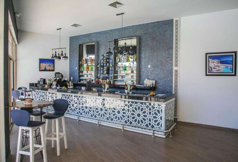 هتل La Perle Du Sud