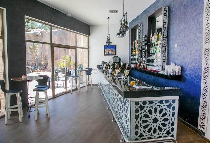 هتل La Perle Du Sud