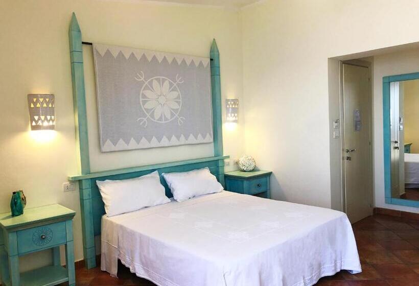 هتل Lh Pedraladda Resort