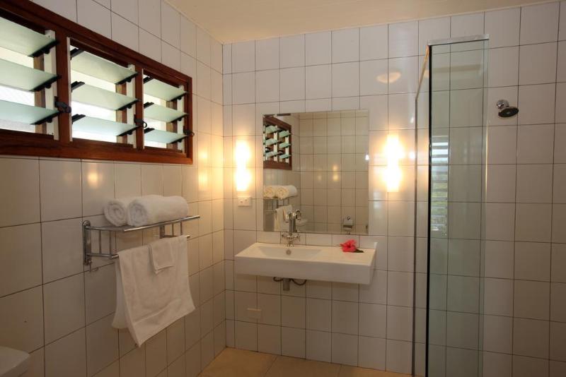 هتل Mangoes Resort