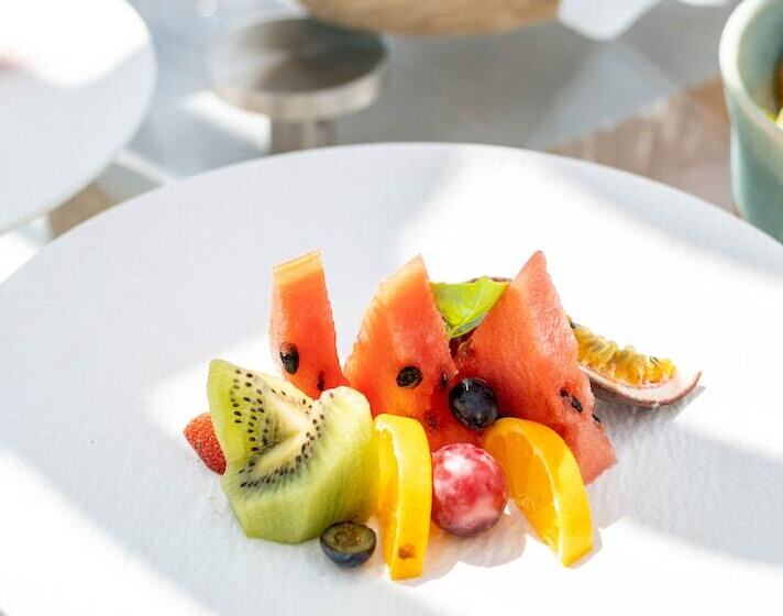 هتل Mykonos Bay Resort & Villas