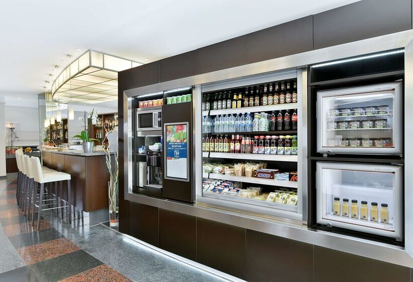 Отель NH Fürth Nürnberg