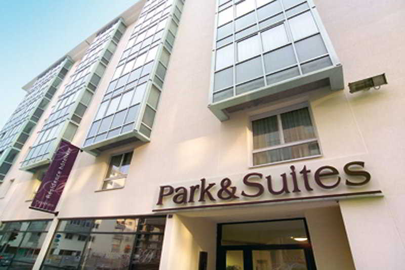 Отель Park&Suites Confort Annemasse