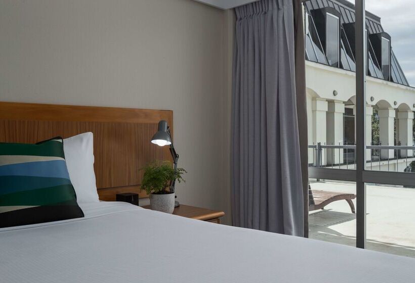 בית מלון כפרי Rydges Lakeland Resort Queenstown