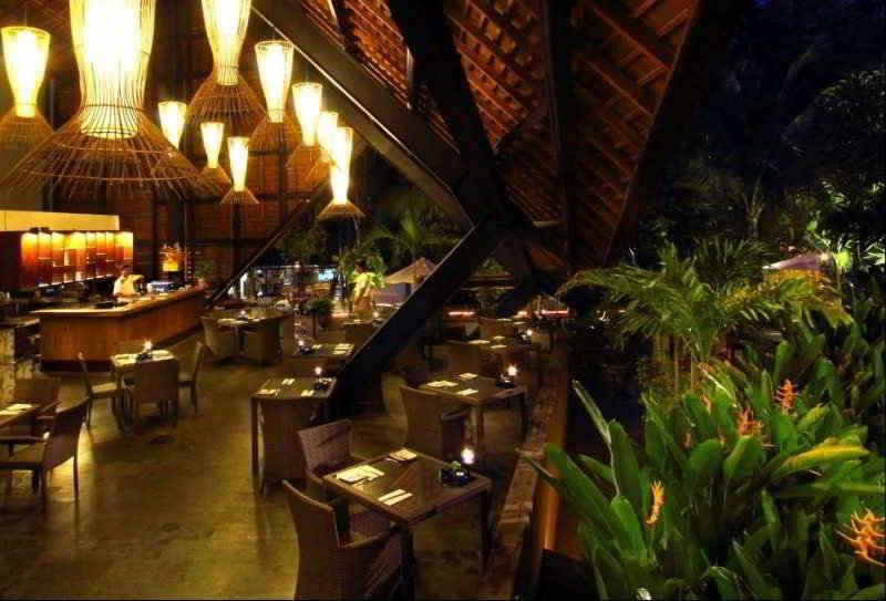 호텔 The Oasis Beach Benoa