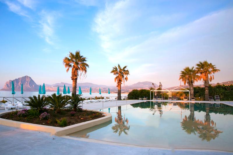 ホテル La Tonnara Di Bonagia Resort