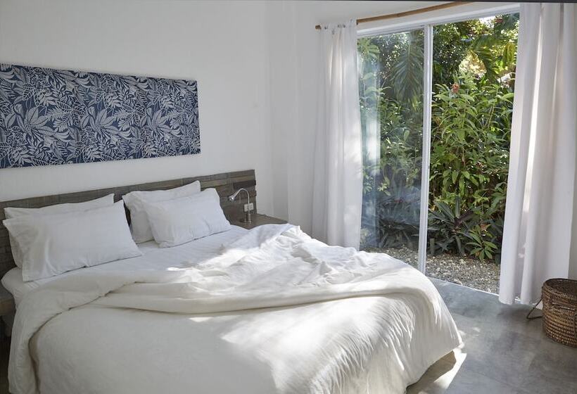 Hotel Diniview Villas