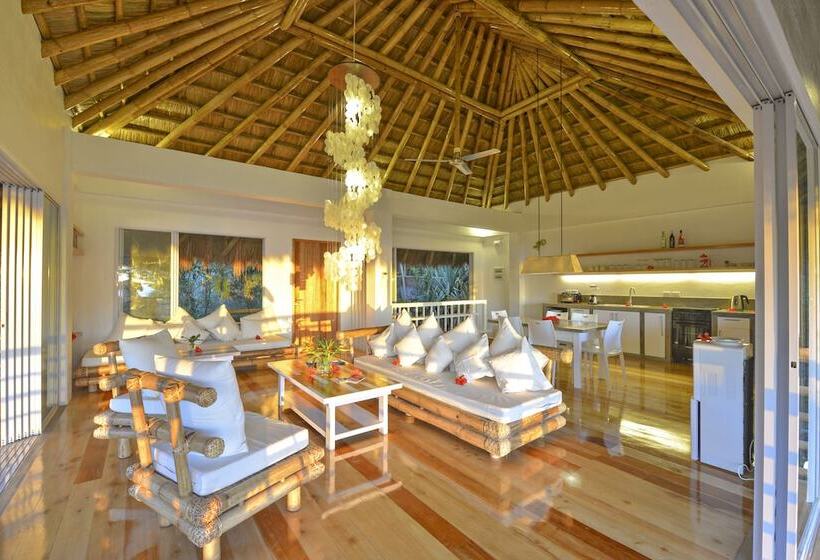 Hotel Diniview Villas