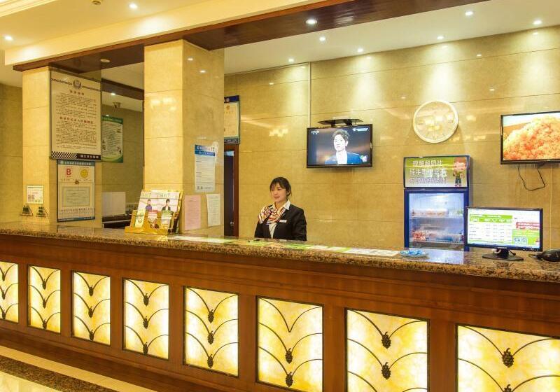 בית מלון כפרי Greentree Inn Jiangsu Taizhou Jingjiang Bus Station Express