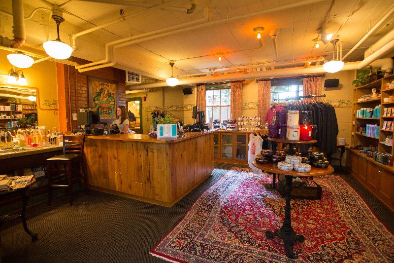 فندق Mcmenamins Grand Lodge