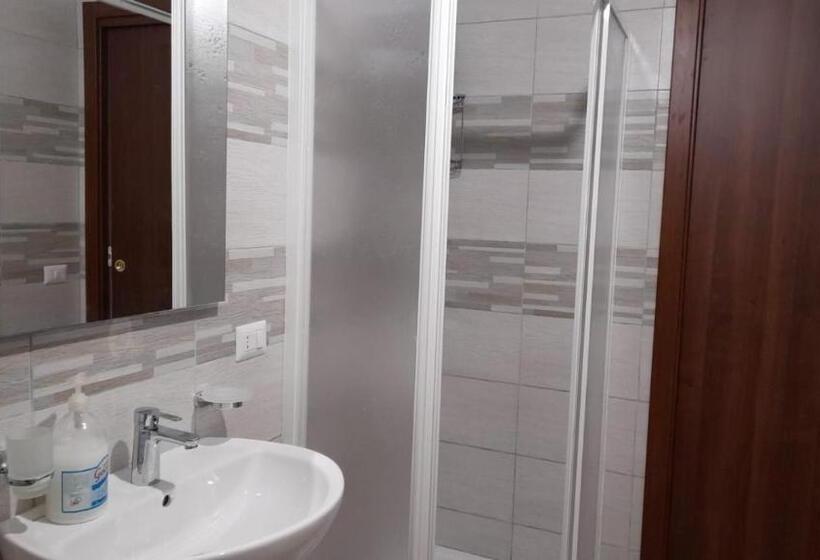 B&b Don Peppe  Don Ilario