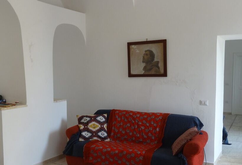 تختخواب و صبحانه Casa Niná