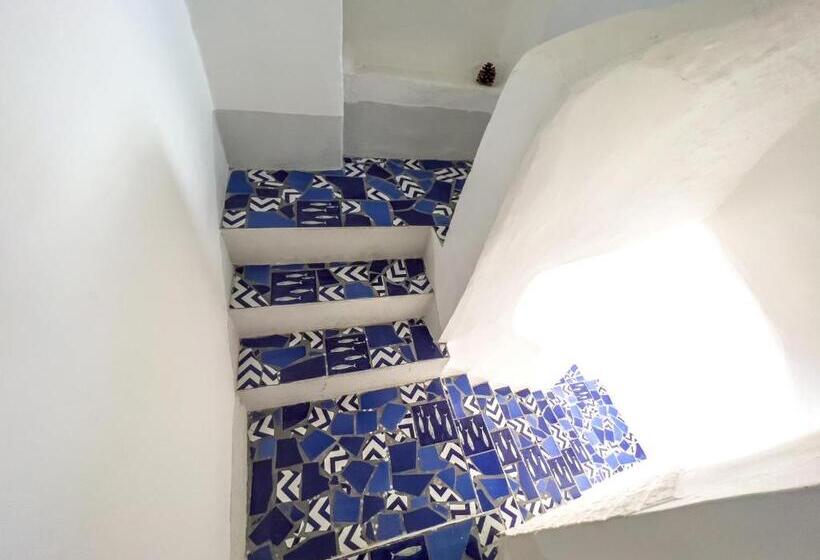 تختخواب و صبحانه Casa Niná