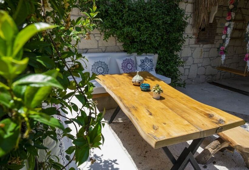 هتل Provence Mansion Alacati