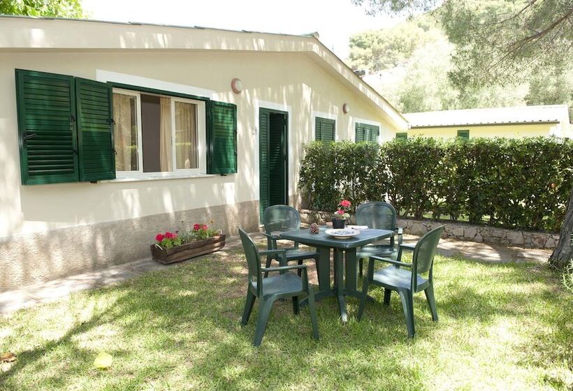 هتل Villaggio Residence Torre Saracena   Campsite