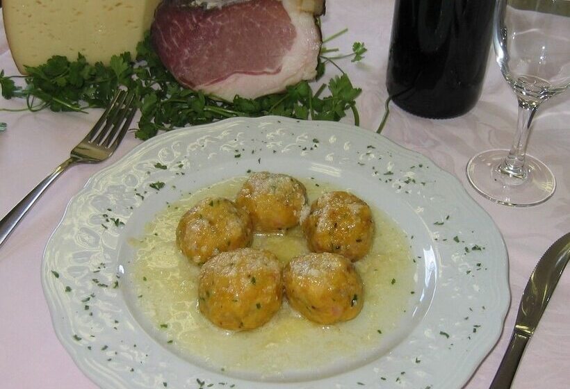 Victory Hotel Dermulo Di Predaia