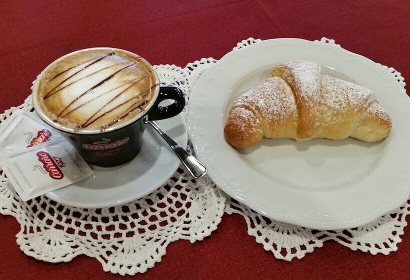 Victory Hotel Dermulo Di Predaia