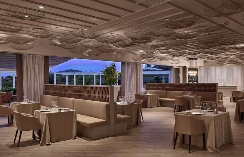 Отель Baia Di Chia Resort Sardinia, Curio Collection By Hilton