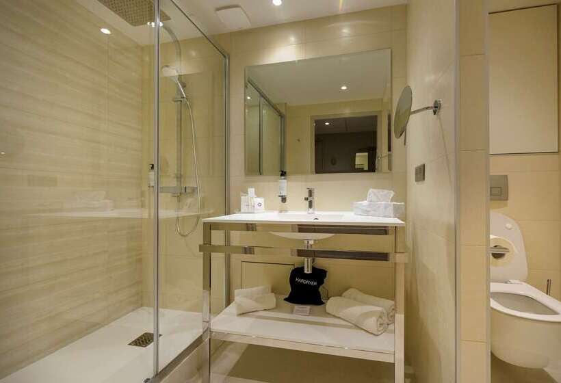 هتل Best Western Montecristo Bastia
