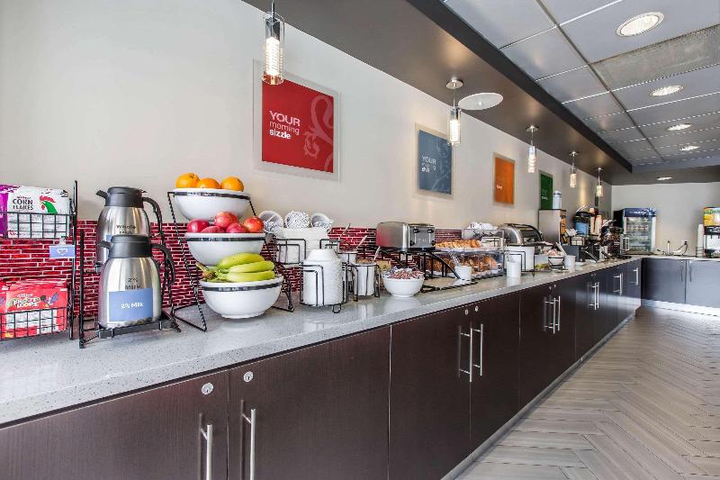 בית מלון כפרי Comfort Inn Los Angeles Near Hollywood