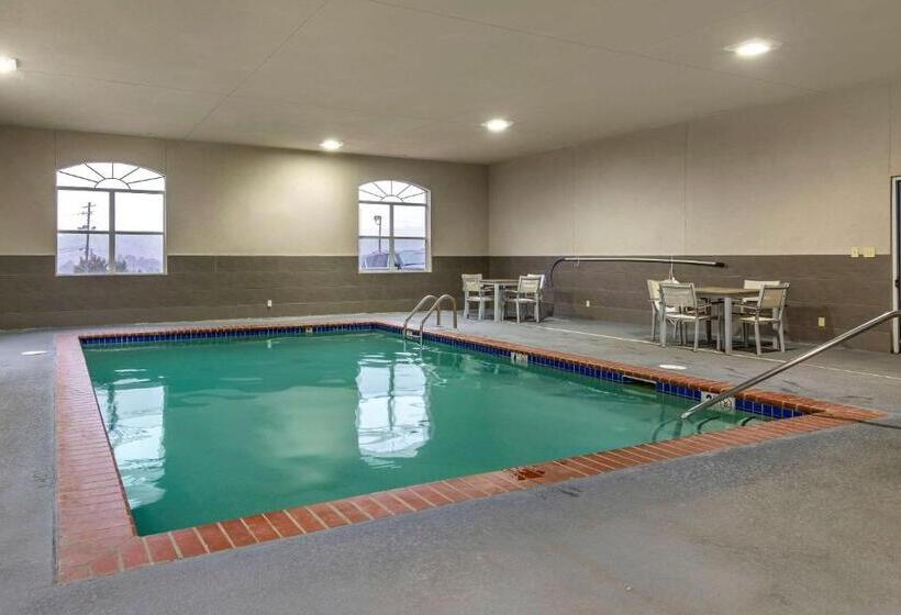 בית מלון כפרי Comfort Inn & Suites Cartersville   Emerson Lake Point