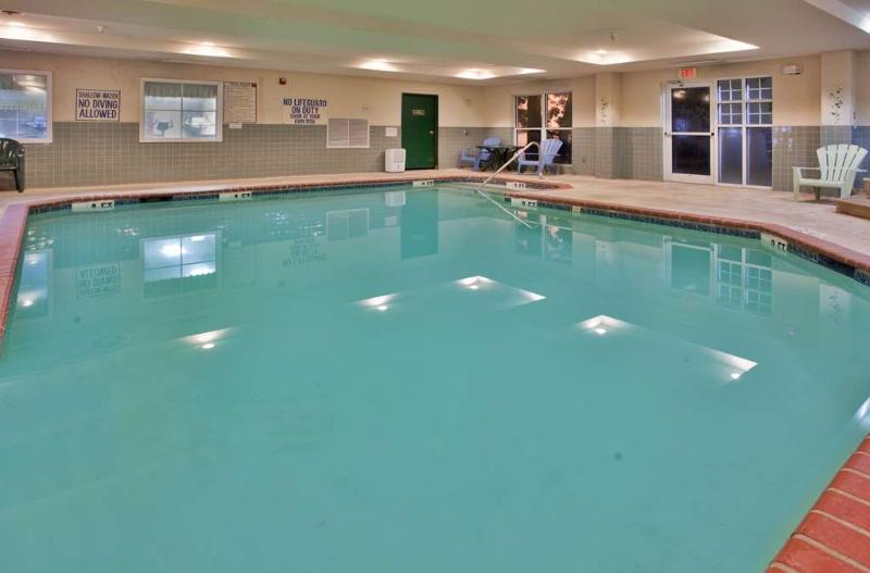 בית מלון כפרי Country Inn & Suites By Radisson, Beaufort West, Sc