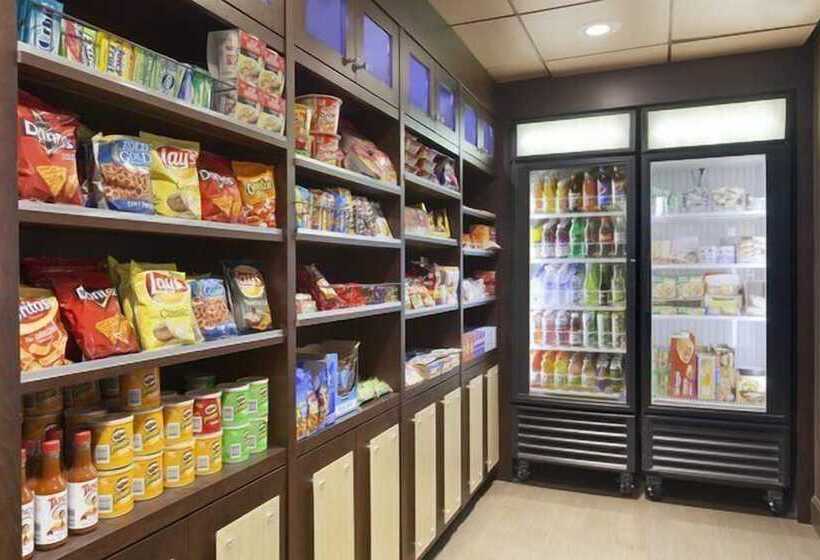 هتل Country Inn & Suites By Radisson, Cincinnati Airport, Ky