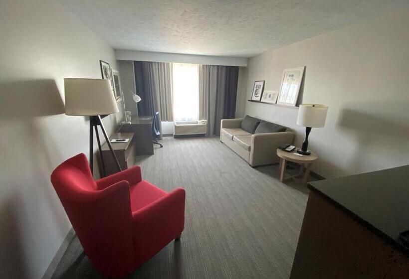 هتل Country Inn & Suites By Radisson, Council Bluffs, Ia
