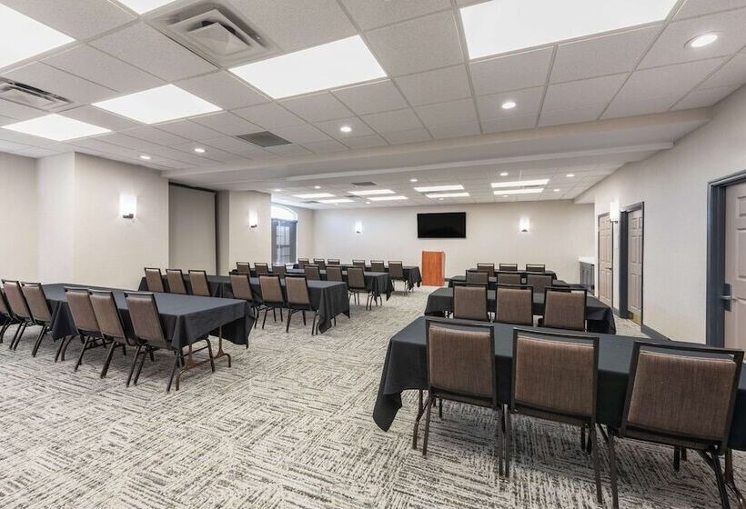 호텔 Country Inn & Suites By Radisson, Findlay, Oh
