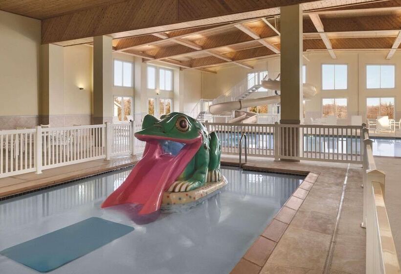 هتل Country Inn & Suites By Radisson, Galena, Il