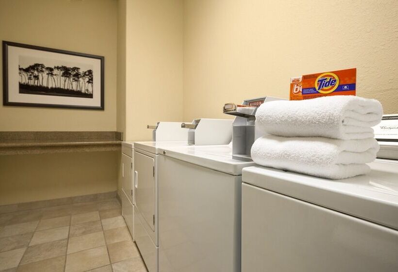 هتل Country Inn & Suites By Radisson, Moline Airport, Il