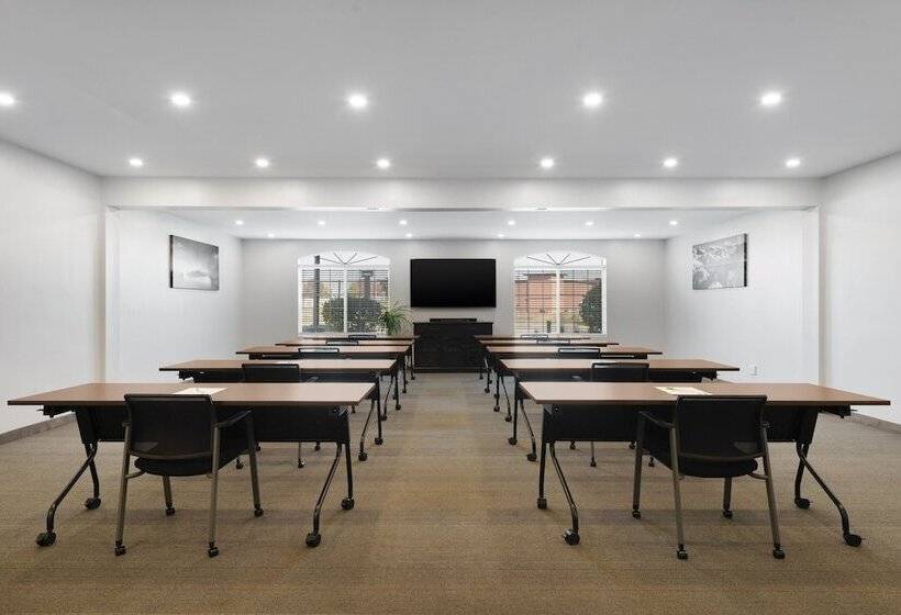 هتل Holiday Inn   Bloomington W Msp Airport Area, An Ihg