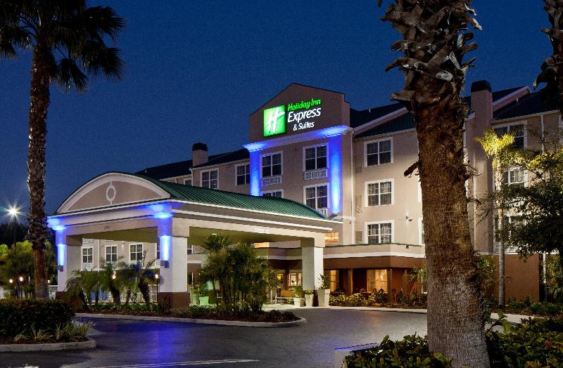 בית מלון כפרי Holiday Inn Express & Suites Sarasota East, An Ihg