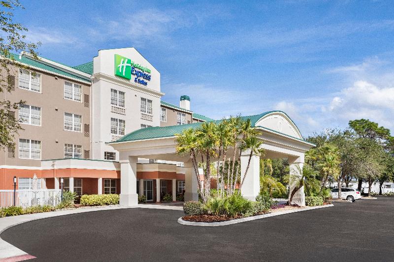 בית מלון כפרי Holiday Inn Express & Suites Sarasota East, An Ihg