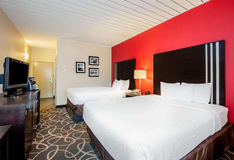 בית מלון כפרי La Quinta Inn & Suites By Wyndham Elkview Charleston Ne