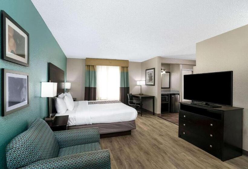 בית מלון כפרי La Quinta By Wyndham Lebanon