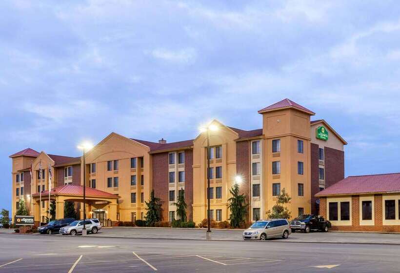 ホテル La Quinta Inn & Suites   New River Gorge National Park