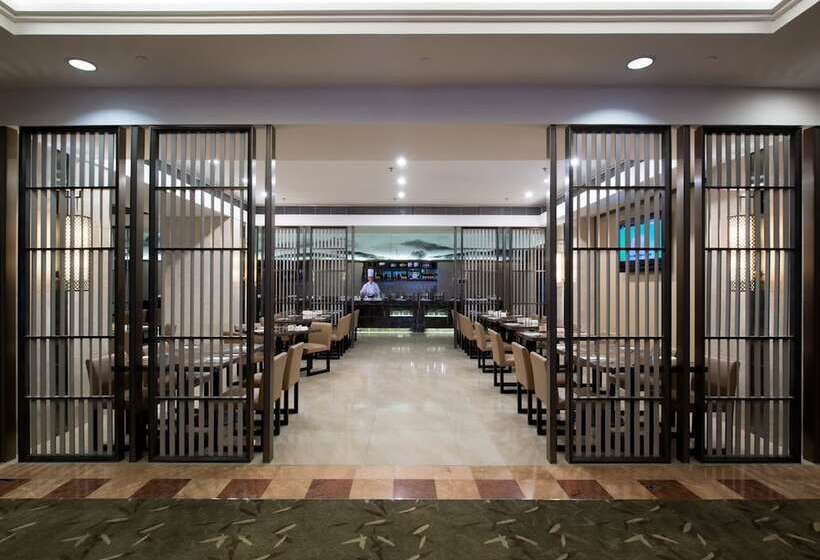 Отель New World Shunde