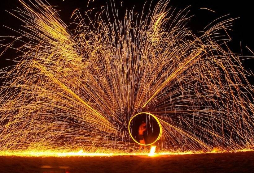 فندق Phi Phi Natural Resort