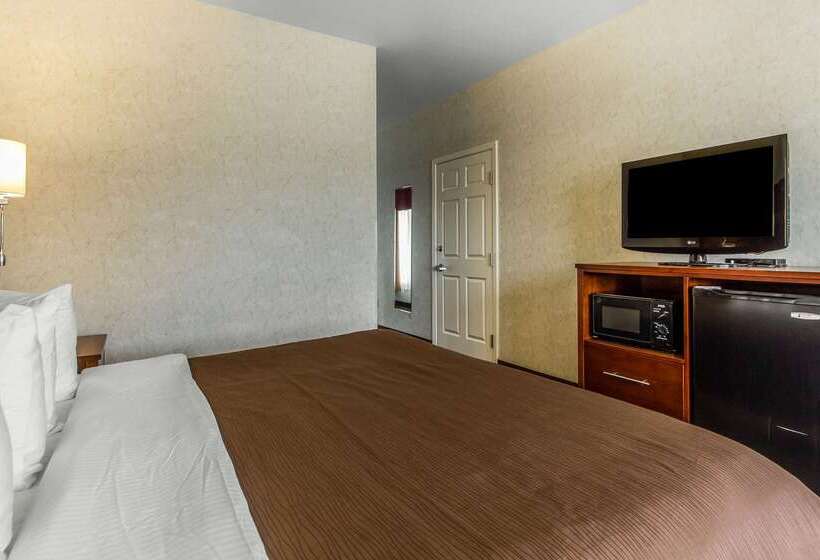 هتل Quality Inn